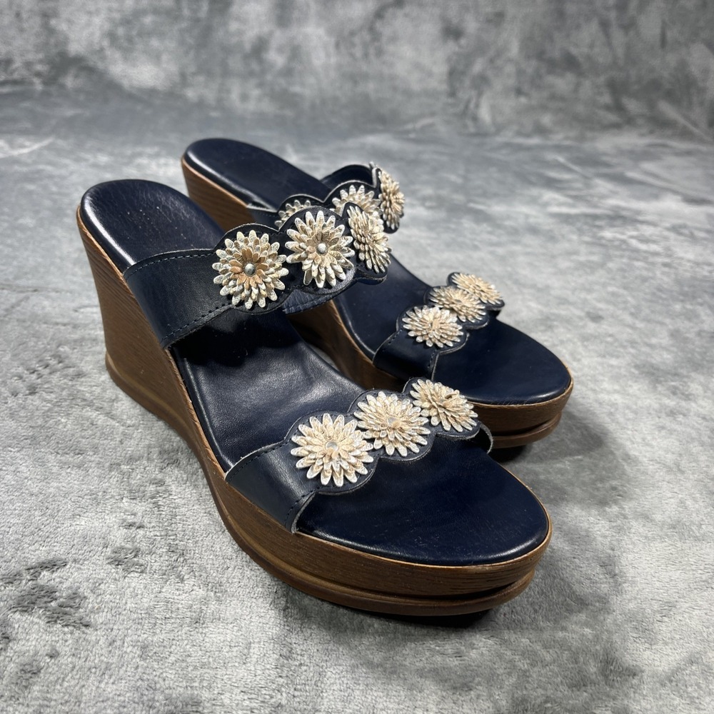 Italian Shoemakers Platform Wedge Sandals Size 10 Blue Wide straps Open Toe Shoe